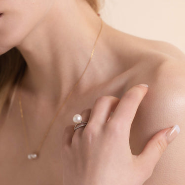 White Freshwater Pearl | Eloria Ring