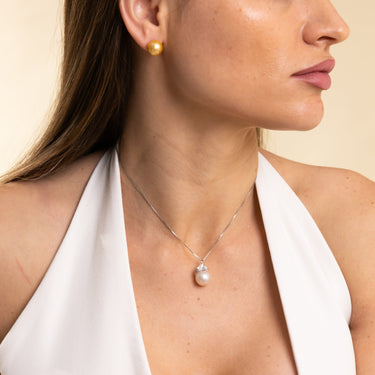 White Freshwater Pearl | Whisperleaf Pendant - De Blancas