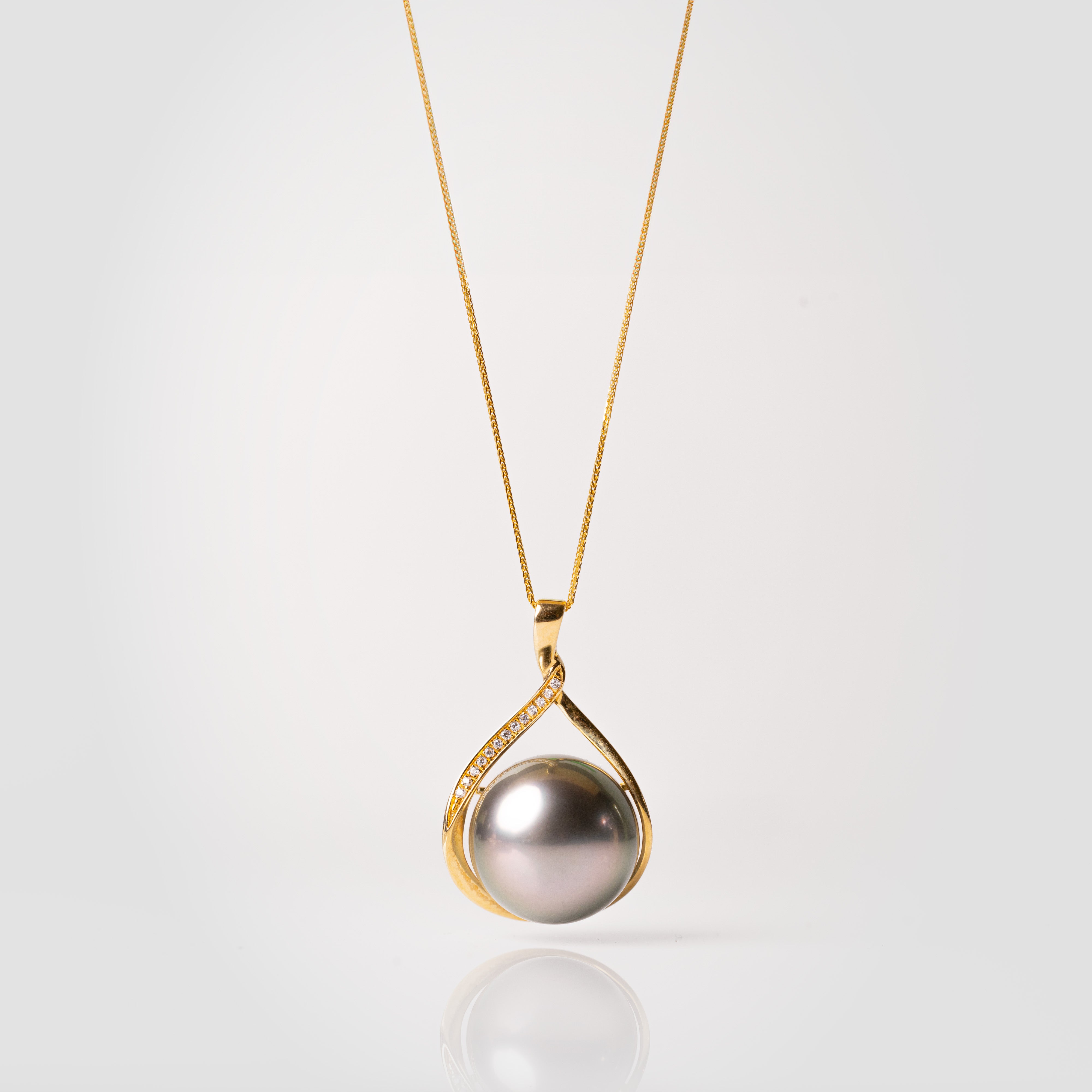 EYEDROP TRANQUIL | Tihitian 12.0-13.0mmm Pearl Pendant