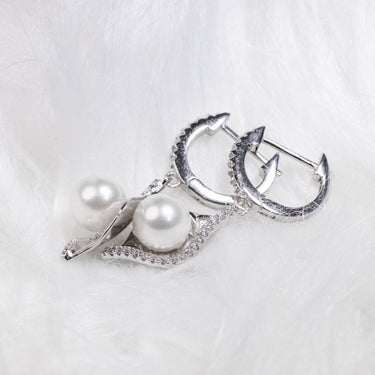 7.0mm Freshwater Pearl | Astral Comet Drop Earrings - De Blancas