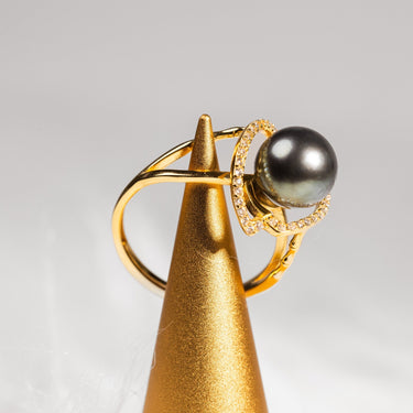 Dark Tahitian Pearl & Diamond Oravelle Ring - De Blancas