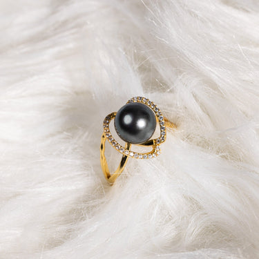 Dark Tahitian Pearl & Diamond Oravelle Ring - De Blancas