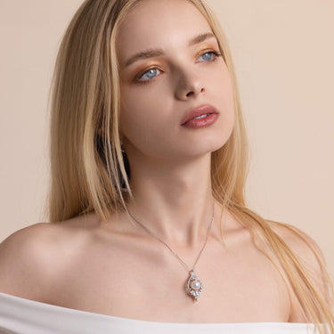 White Freshwater Pearl | Eyelume Pendant - De Blancas