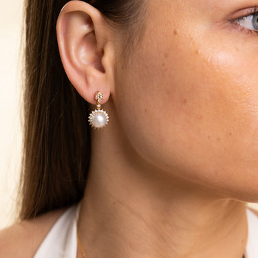 Freshwater Pearl  | Radiant Halo Drop Earrings - De Blancas