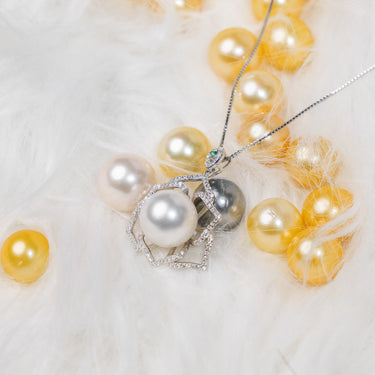 White South Sea Pearl & Diamond Lotara Pendant - De Blancas